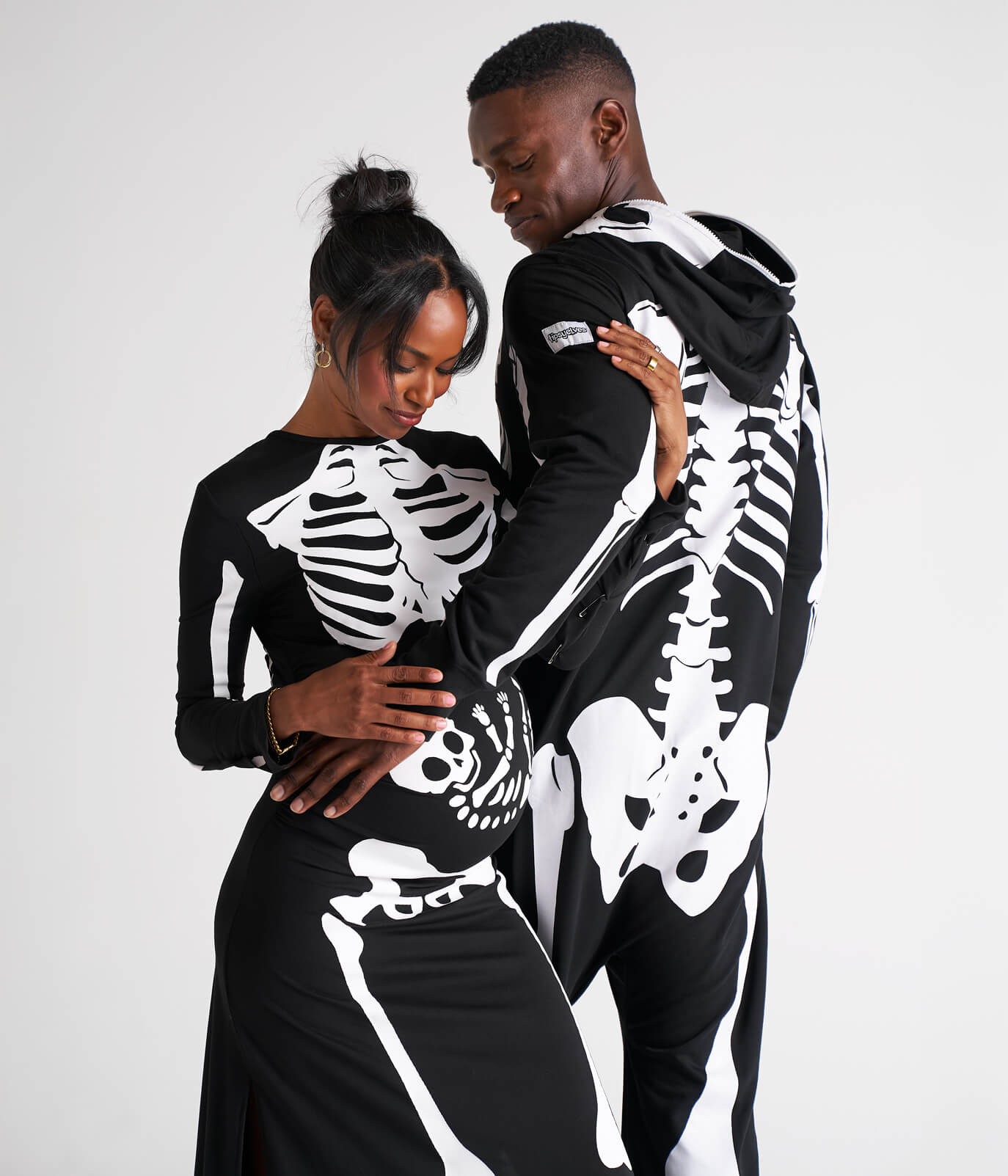 Maternity Skeleton Couples Costumes Image 2