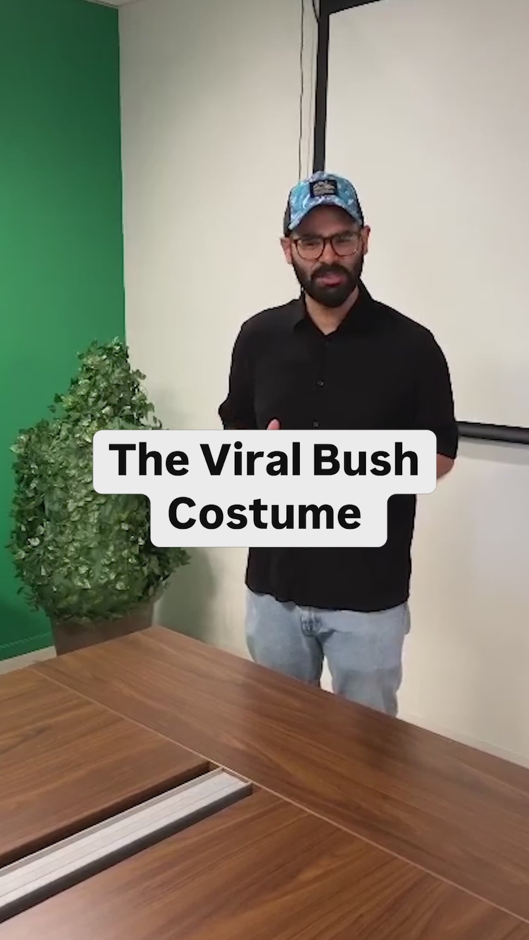 Men's Bush Costume Image 2