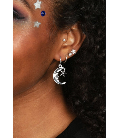 Moon and Star Earrings Image 3